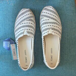 NWT TOMS Black and Cream Alpargata Rope Natural Chunky Global Women 10